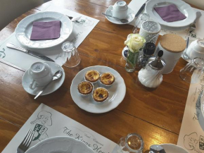 Гостиница Hotel Restaurant The Kings Head Inn  Вурен